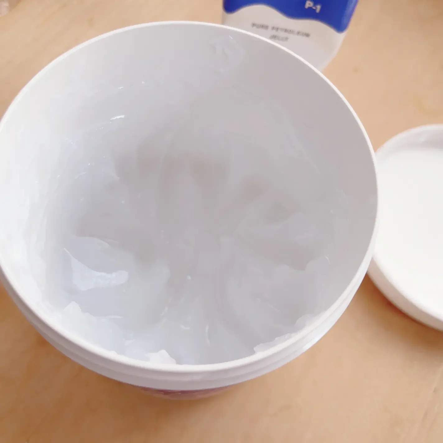 Nikko Rica Sun White P1 Pure Petroleum Jelly 400g - Image 3